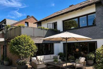 Haus Langenfeld (Rheinland) - 6 Zimmer, 145 m&sup2;, 649.000&euro; | Angebot:27168325