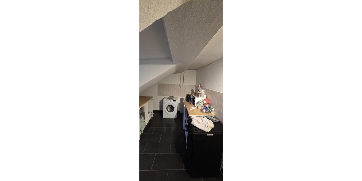 Dachgeschoßwohnung Essen Stadtbezirk III - 2.5 Zimmer, 55 m&sup2;, 480&euro; | Angebot:25874314