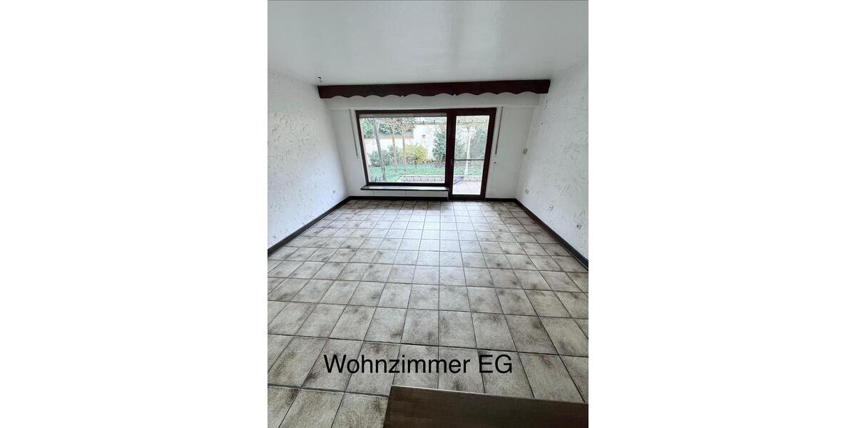 Mehrfamilienhaus, Wohnhaus Duisburg Mittelmeiderich - 6 Zimmer, 120 m&sup2;, 299.000&euro; | Angebot:23566553