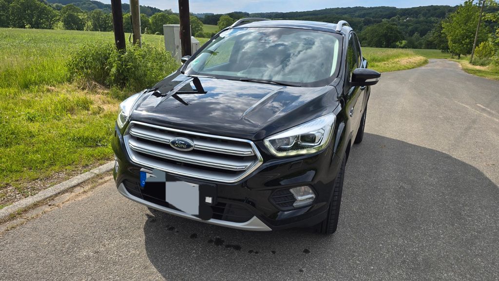 Ford Kuga 65.000 km 17.350 &euro; Gevelsberg 58285