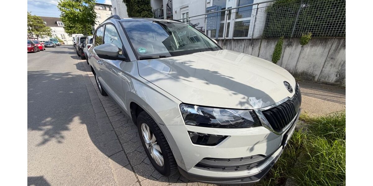 Skoda Karoq 133.657 km 14.400 &euro; Düsseldorf 40489