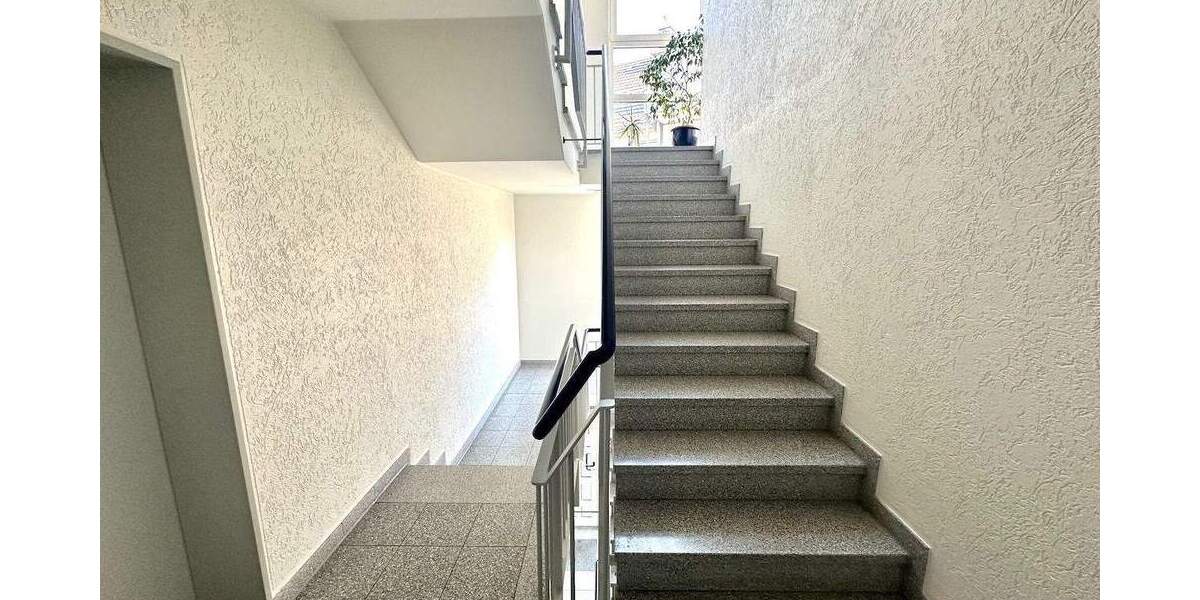 Etagenwohnung Neuss Dreikönigenviertel - 3 Zimmer, 79 m&sup2;, 298.000&euro; | Angebot:25909072