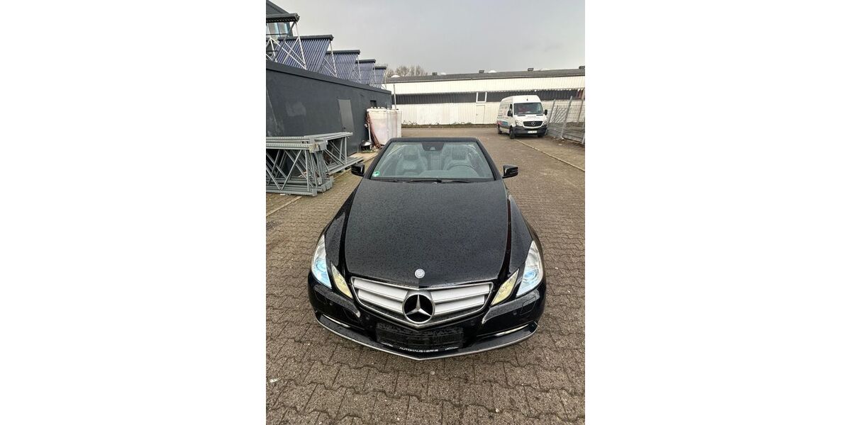 Mercedes-Benz E 220 189.000 km 12.499 &euro; Gelsenkirchen 45891