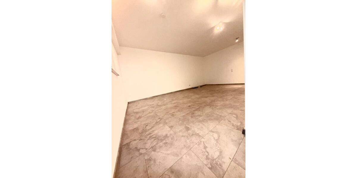 Etagenwohnung Essen Stadtbezirk IX - 1.5 Zimmer, 33 m&sup2;, 500&euro; | Angebot:25894288