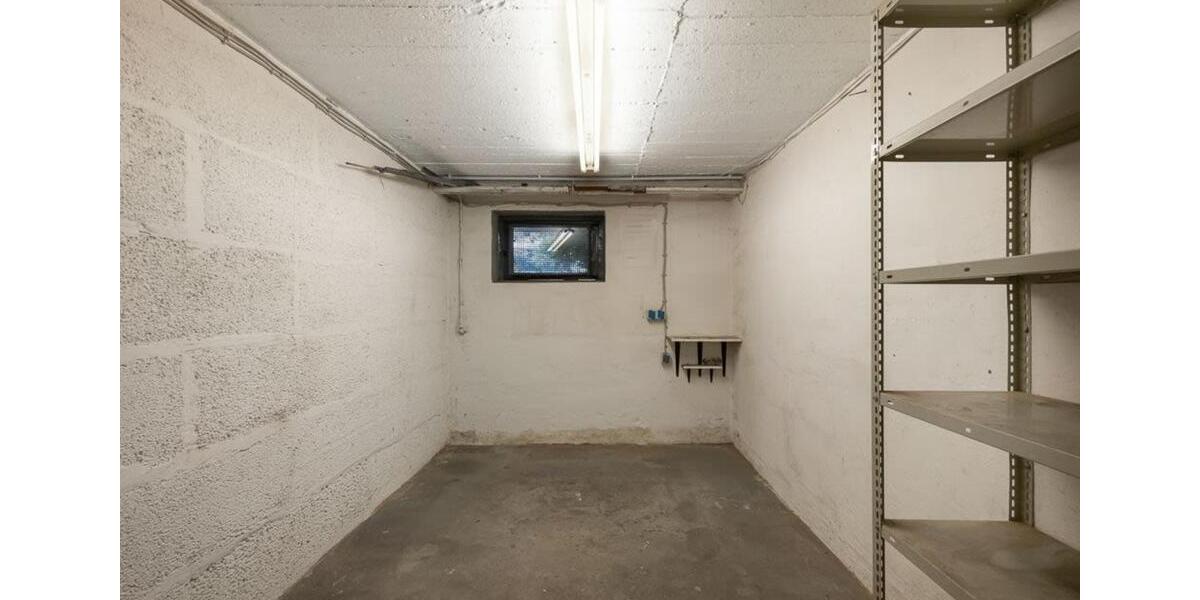 Dachgeschoßwohnung Essen Stadtbezirk III - 3 Zimmer, 55 m&sup2;, 590&euro; | Angebot:25811924