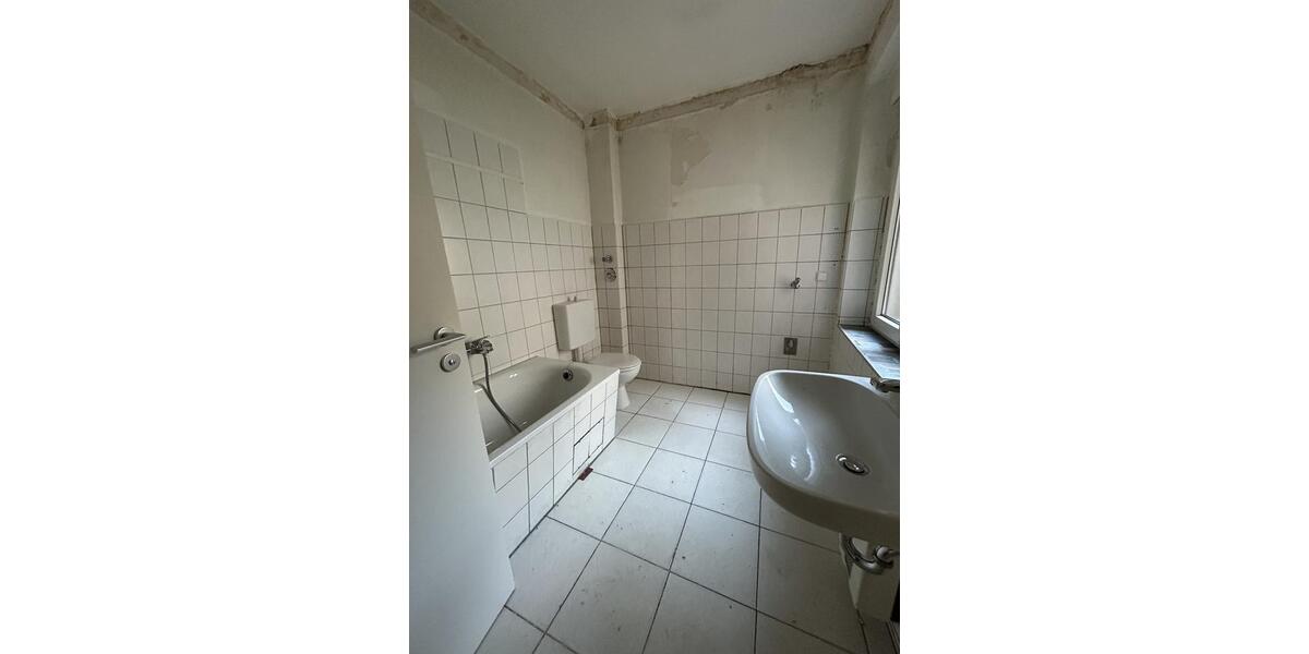 Erdgeschoßwohnung Duisburg Hamborn - 3.5 Zimmer, 73 m&sup2;, 433&euro; | Angebot:25968612