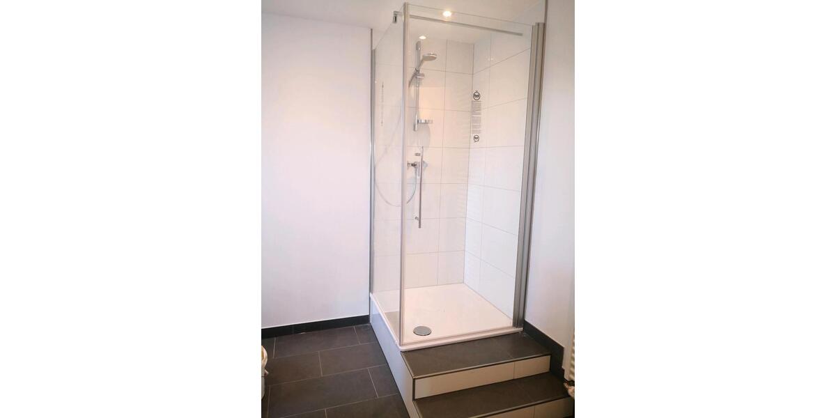 Dachgeschoßwohnung Mülheim an der Ruhr Dümpten - 2 Zimmer, 51 m&sup2;, 165.000&euro; | Angebot:27540996