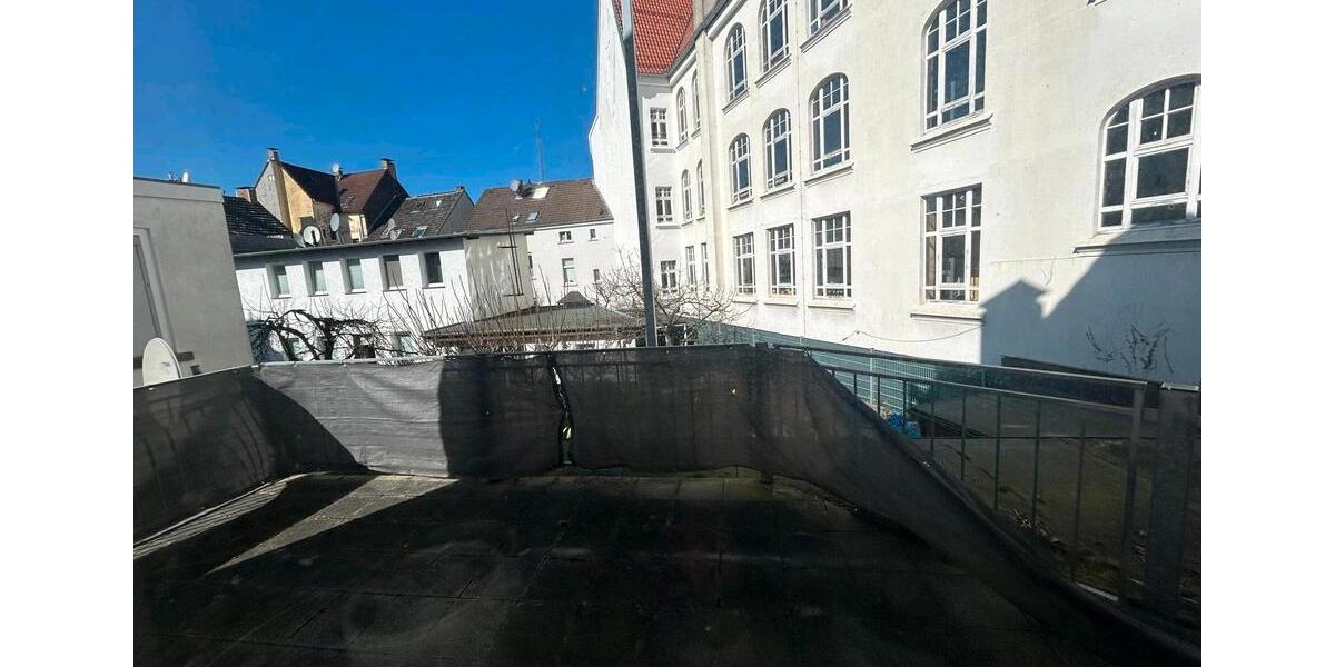 Etagenwohnung Solingen - 2 Zimmer, 62 m&sup2;, 845&euro; | Angebot:25439059