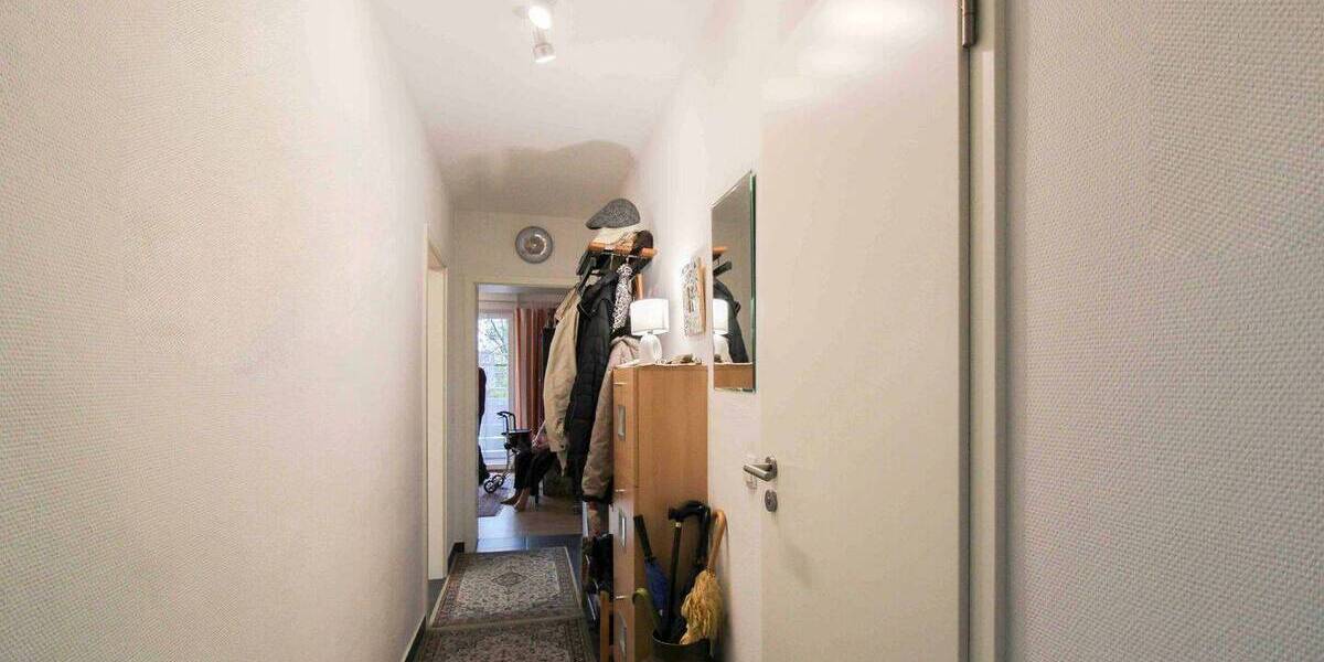 Etagenwohnung Duisburg Hochheide - 2 Zimmer, 56 m&sup2;, 79.000&euro; | Angebot:26016572