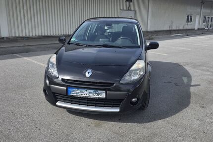 Renault Clio 209.603 km 2.499 &euro; Heiligenhaus 42579