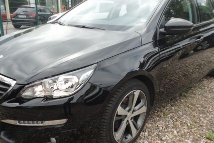Peugeot 308 126.200 km 6.950 &euro; HERNE 44651