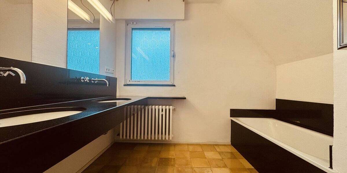 Einfamilienhaus Haan - 5 Zimmer, 200 m&sup2;, 699.000&euro; | Angebot:26080735