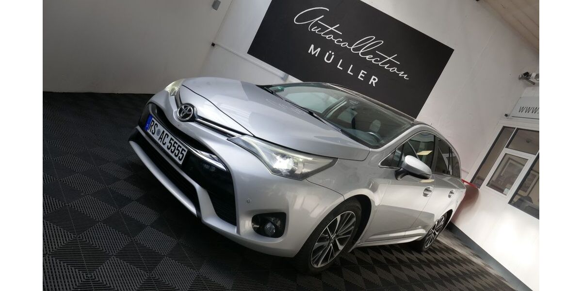 Toyota Avensis 283.000 km 6.297 &euro; Remscheid 42897