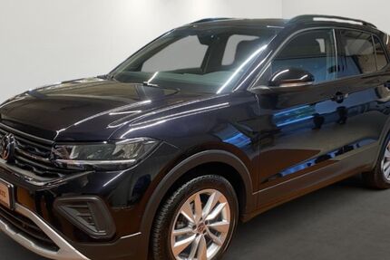 VW T-Cross 7.619 km 28.880 &euro; Düsseldorf 40233