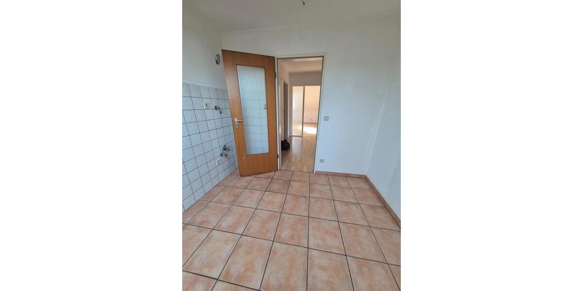 Dachgeschoßwohnung Duisburg Rheinhausen - 2 Zimmer, 64 m&sup2;, 450&euro; | Angebot:27585770