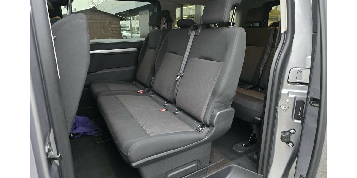 Opel Zafira Life Edition XLAutomatik|AHK|Navi|LED 9.768 km 38.175 &euro; Wermelskirchen 42929