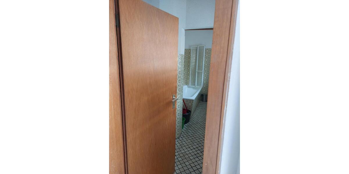 Erdgeschoßwohnung Wuppertal Gemarkung Nächstebreck - 3 Zimmer, 75 m&sup2;, 750&euro; | Angebot:27572521