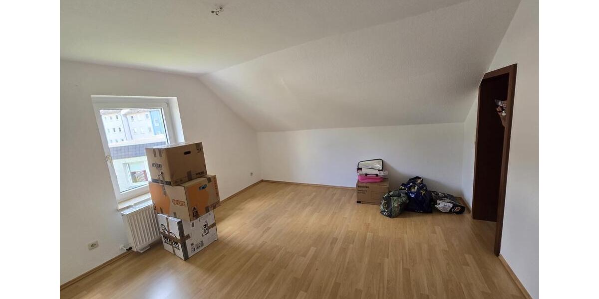 Dachgeschoßwohnung Herne Sodingen - 3 Zimmer, 60 m&sup2;, 370&euro; | Angebot:27533015