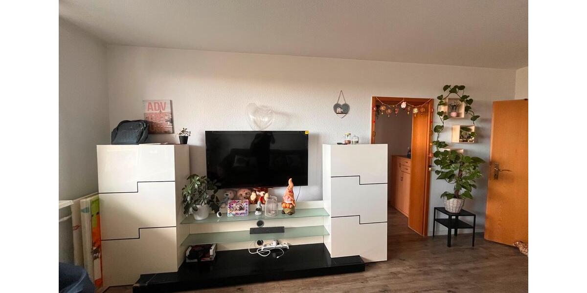 Etagenwohnung Duisburg Duisburg-Mitte - 2 Zimmer, 63 m&sup2;, 823&euro; | Angebot:27582540