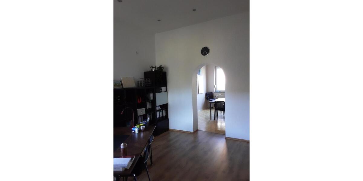 Reihenhaus Duisburg Essenberg - 9 Zimmer, 207 m&sup2;, 250.000&euro; | Angebot:24774566