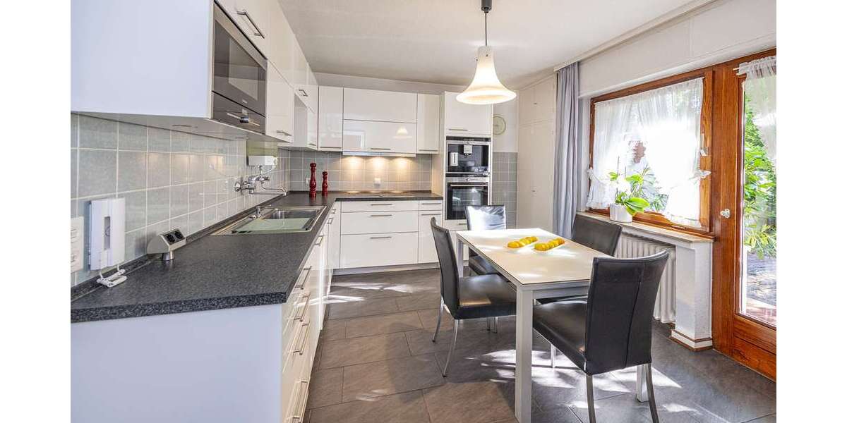 Einfamilienhaus Langenfeld - 6 Zimmer, 184 m&sup2;, 710.000&euro; | Angebot:23092287