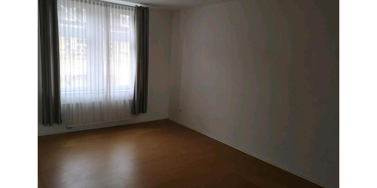 Etagenwohnung Solingen Burg - 4 Zimmer, 110 m&sup2;, 930&euro; | Angebot:24640570