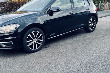 VW Golf 110.998 km 10.600 &euro; Wuppertal 42109