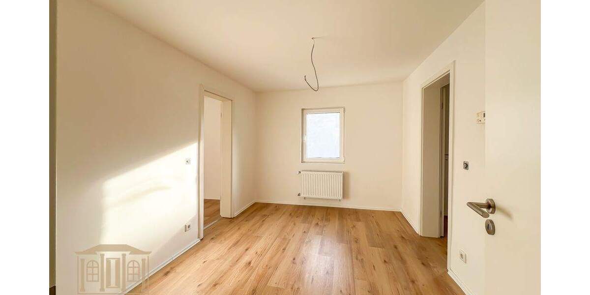 Einfamilienhaus Remscheid Lüttringhausen - 1 Zimmer, 249 m&sup2;, 399.500&euro; | Angebot:25728100