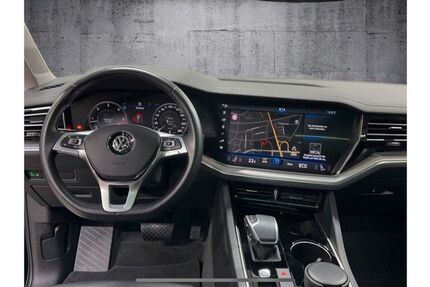 VW Touareg 131.150 km 39.950 &euro; Duisburg 47279