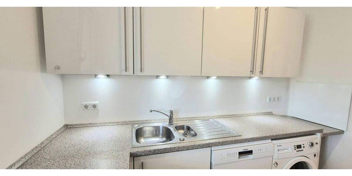 Etagenwohnung Essen Stadtwald - 2 Zimmer, 70 m&sup2;, 215.000&euro; | Angebot:26128173