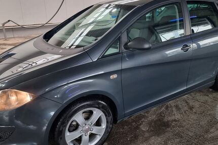 Seat Altea 143.000 km 3.100 &euro; Hückeswagen 42499