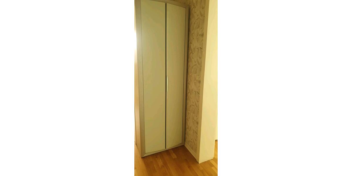 Etagenwohnung Ratingen Tiefenbroich - 2 Zimmer, 64 m&sup2;, 1.000&euro; | Angebot:27578807