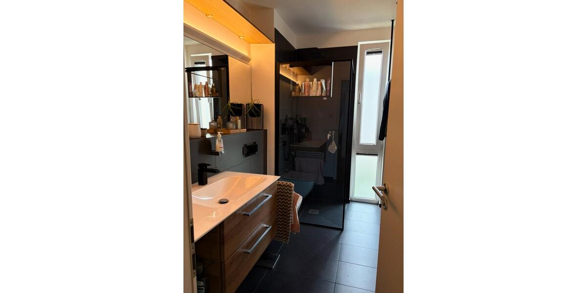 Etagenwohnung Düsseldorf Stadtbezirk 5 - 4 Zimmer, 114 m&sup2;, 750.000&euro; | Angebot:25366312