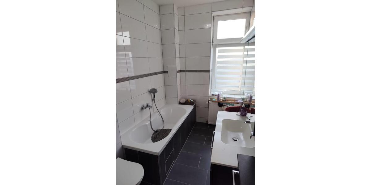 Etagenwohnung Gelsenkirchen Resse - 5 Zimmer, 135 m&sup2;, 1.500&euro; | Angebot:27566341