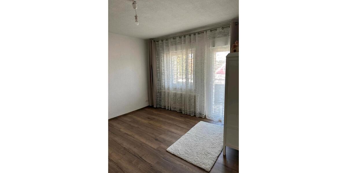 Etagenwohnung Duisburg Rheinhausen - 1 Zimmer, 40 m&sup2;, 480&euro; | Angebot:27544547