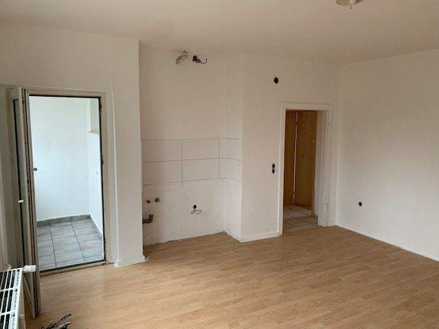 Etagenwohnung Duisburg Marxloh - 2 Zimmer, 61 m&sup2;, 430&euro; | Angebot:25770034