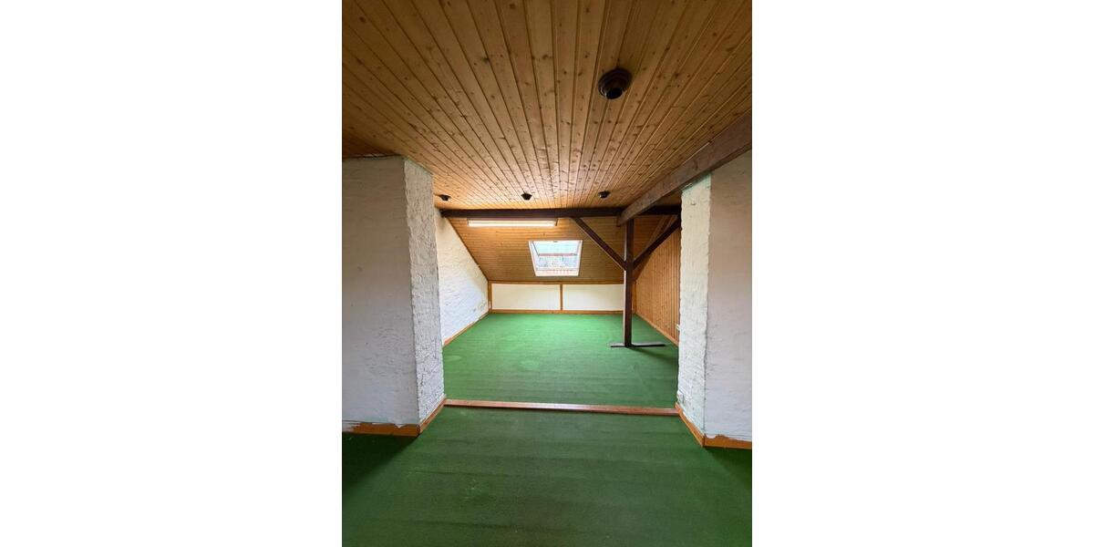 Etagenwohnung Duisburg Duisburg-Mitte - 2 Zimmer, 35 m&sup2;, 280&euro; | Angebot:26041011