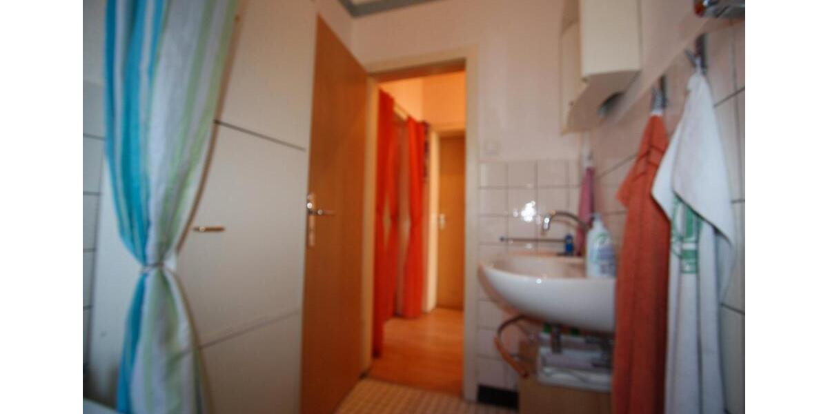 Erdgeschoßwohnung Herne Wanne - 2.5 Zimmer, 66 m&sup2;, 535&euro; | Angebot:27543438