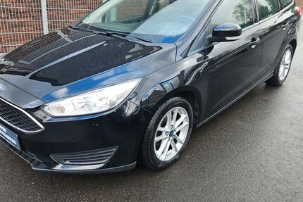 Ford Focus 141.211 km 6.799 &euro; Gevelsberg 58285