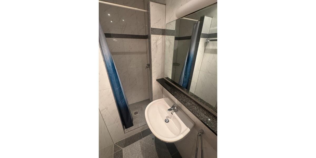 Etagenwohnung Wuppertal Elberfeld - 1 Zimmer, 35 m&sup2;, 675&euro; | Angebot:25170859