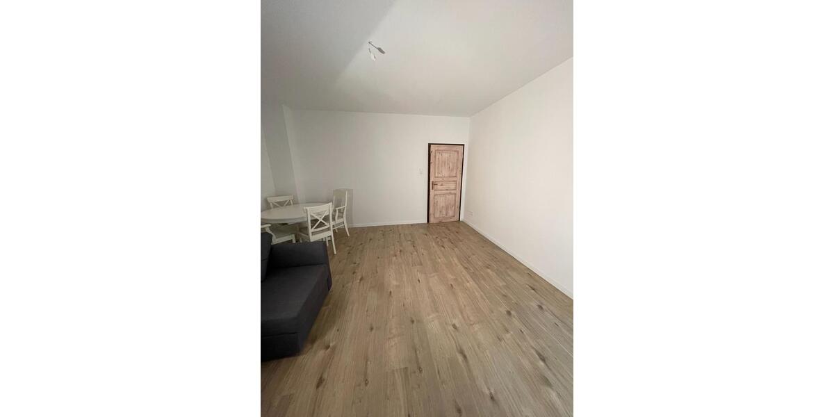 Etagenwohnung Wuppertal Arrenberg - 1 Zimmer, 39 m&sup2;, 455&euro; | Angebot:26169957