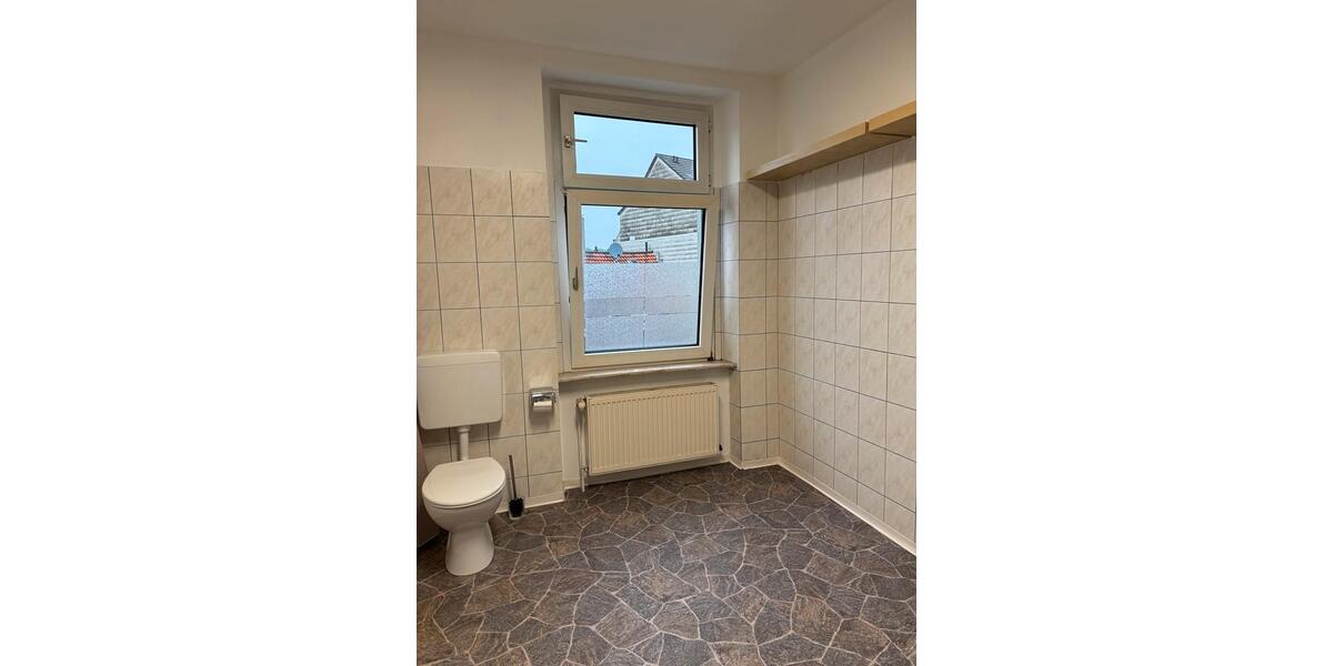 Etagenwohnung Wuppertal Elberfeld - 3 Zimmer, 100 m&sup2;, 680&euro; | Angebot:27570277