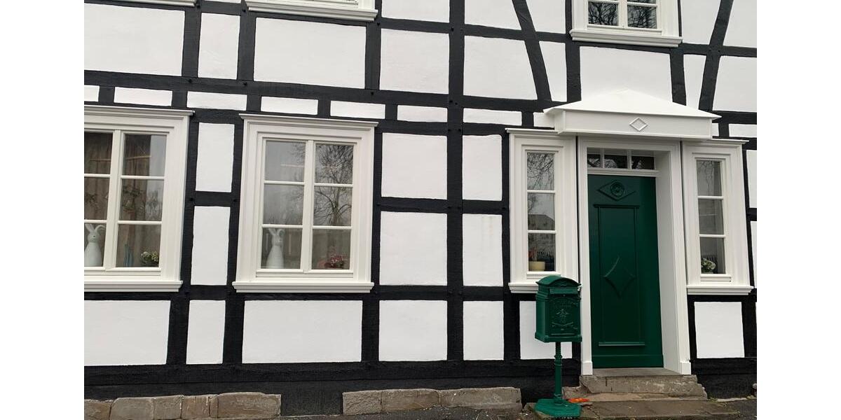 Einfamilienhaus Wuppertal Gemarkung Nächstebreck - 8 Zimmer, 320 m&sup2;, 550.000&euro; | Angebot:27534084