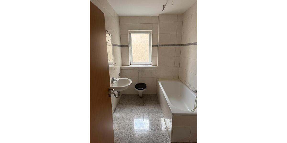 Dachgeschoßwohnung Gelsenkirchen Gelsenkirchen-Nord - 3.5 Zimmer, 76 m&sup2;, 530&euro; | Angebot:25976719