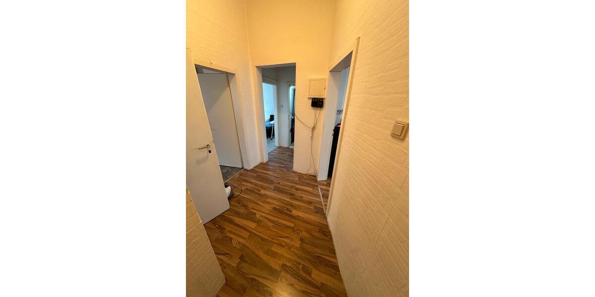 Erdgeschoßwohnung Solingen Höhscheid - 4 Zimmer, 92 m&sup2;, 850&euro; | Angebot:25967625