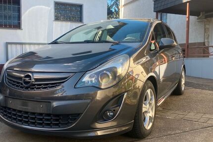 Opel Corsa 150.593 km 4.850 &euro; Solingen 42719