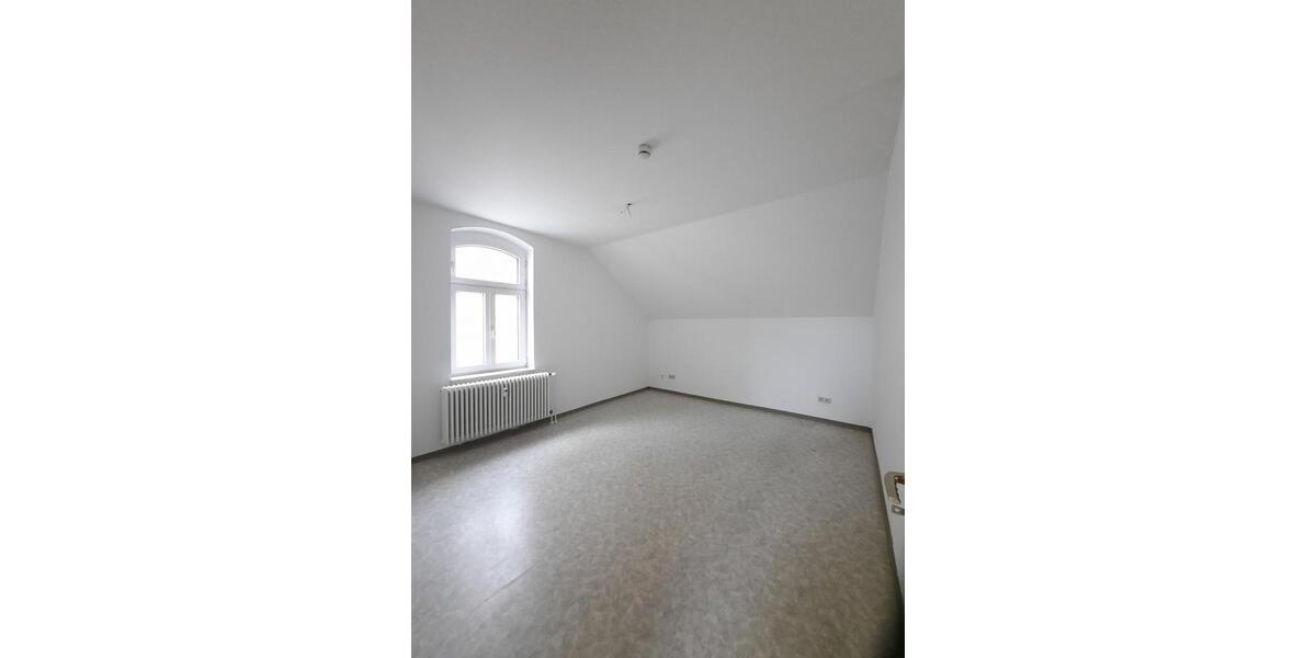 Dachgeschoßwohnung Duisburg Hamborn - 3.5 Zimmer, 69 m&sup2;, 369&euro; | Angebot:24542897