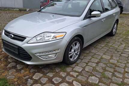 Ford Mondeo 261.000 km 2.990 &euro; Mülheim 45473