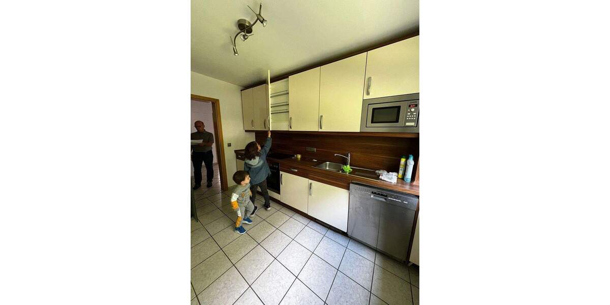 Etagenwohnung Mülheim an der Ruhr Holthausen - 3 Zimmer, 81 m&sup2;, 1.250&euro; | Angebot:25778235