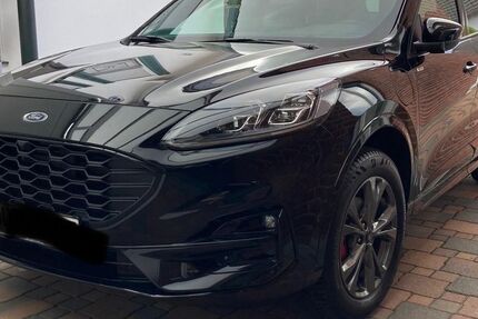 Ford Kuga 80.000 km 22.500 &euro; Duisburg 47259